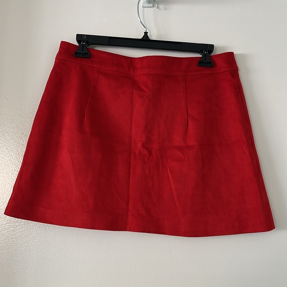 Zara red suede mini skirt Size L/10/12 - Picture 4 of 4